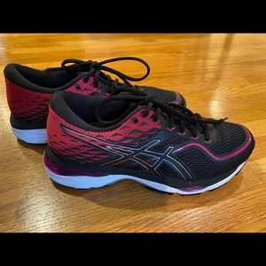 Women’s Asics Gel Cumulus 19 T7B8N Running Shoes Sz 8 - LIKE NEW